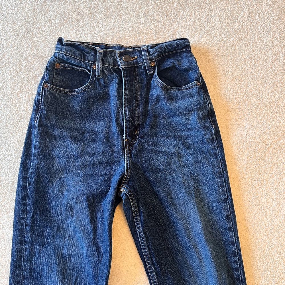 Levi's Blue High Rise Jeans with Vintage-Inspired Style